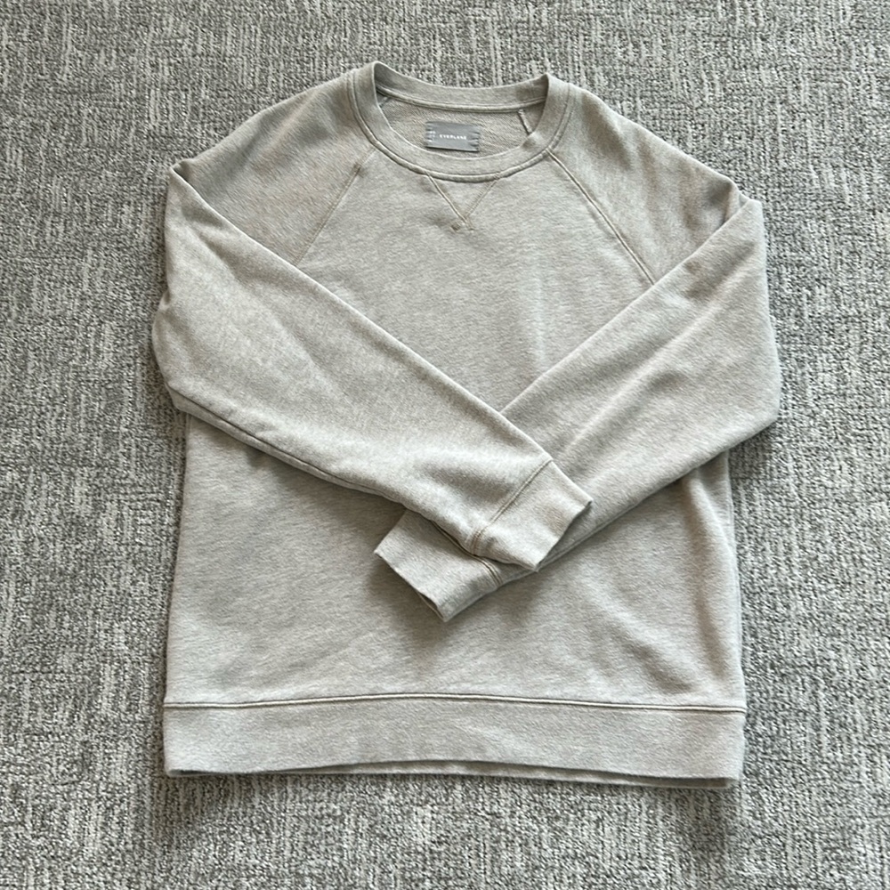 Men’s crewneck sweatshirt